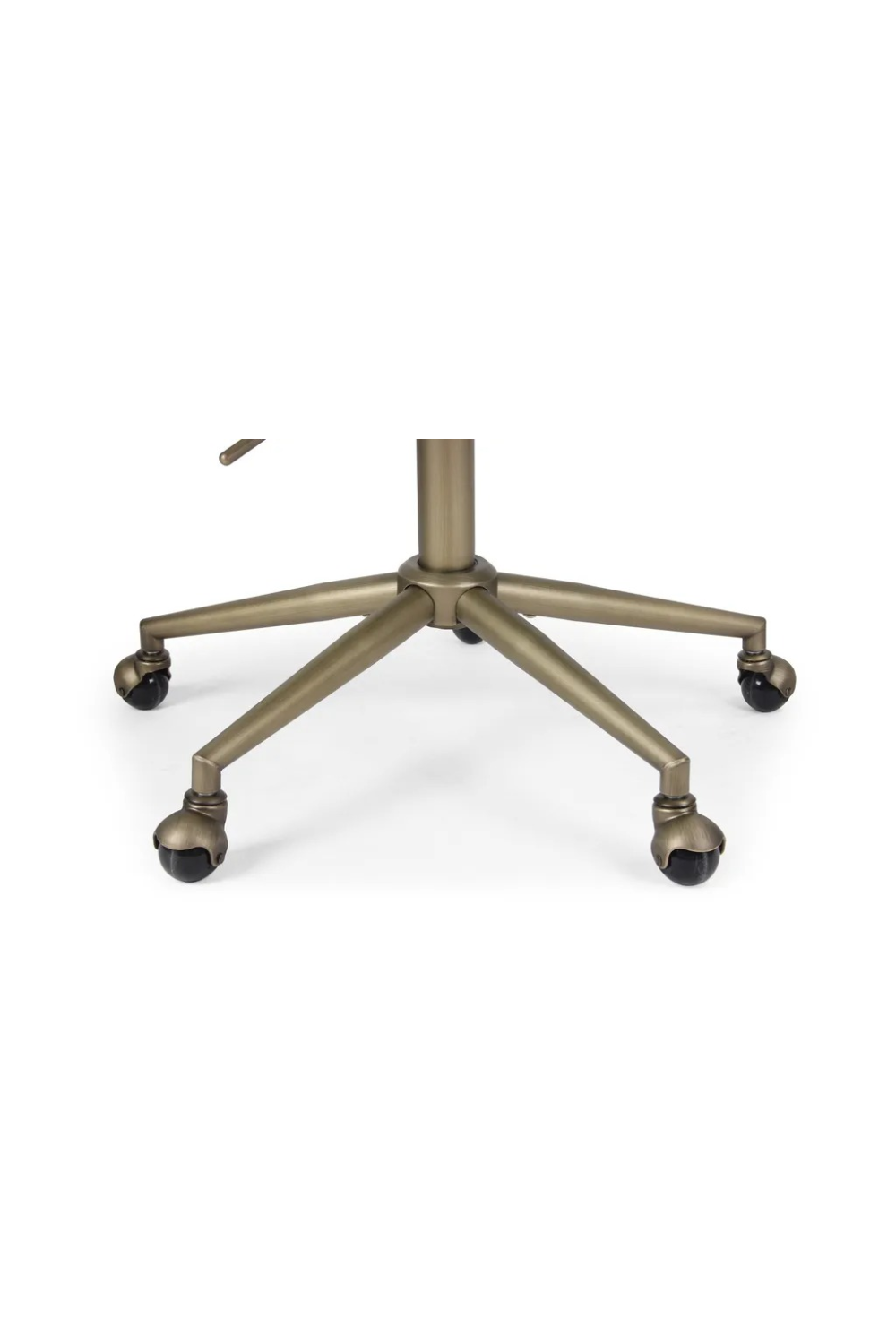 Curved Back Swivel Office Chair | NV Gallery Chuck | Oroa.com