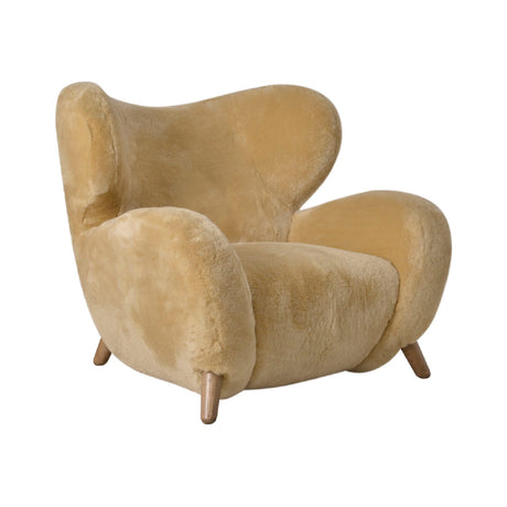 Beige Sheepskin Lounge Armchair | OROA Modern Dalton