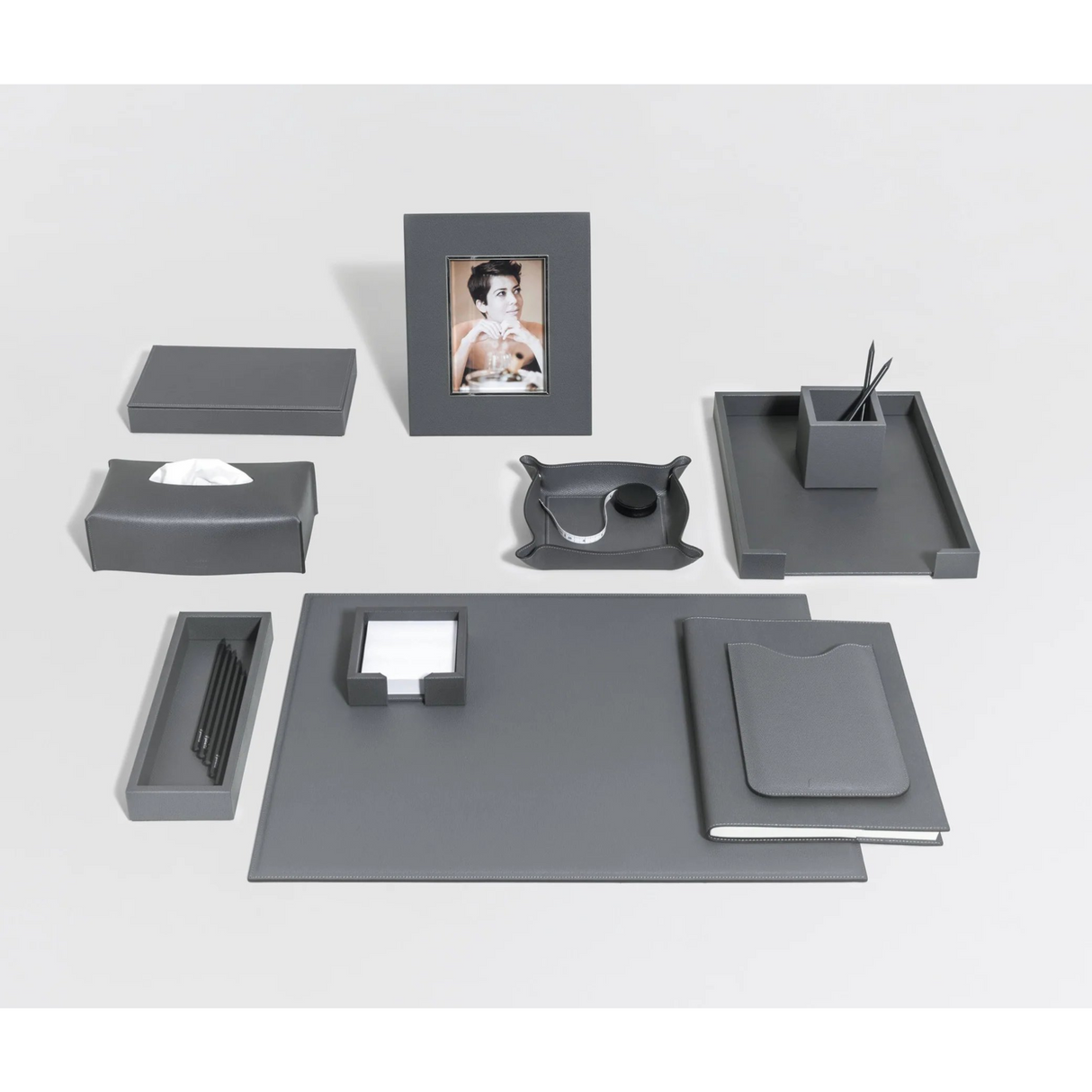 Open-Ended Leather Letter Tray | Pinetti | OROA.com