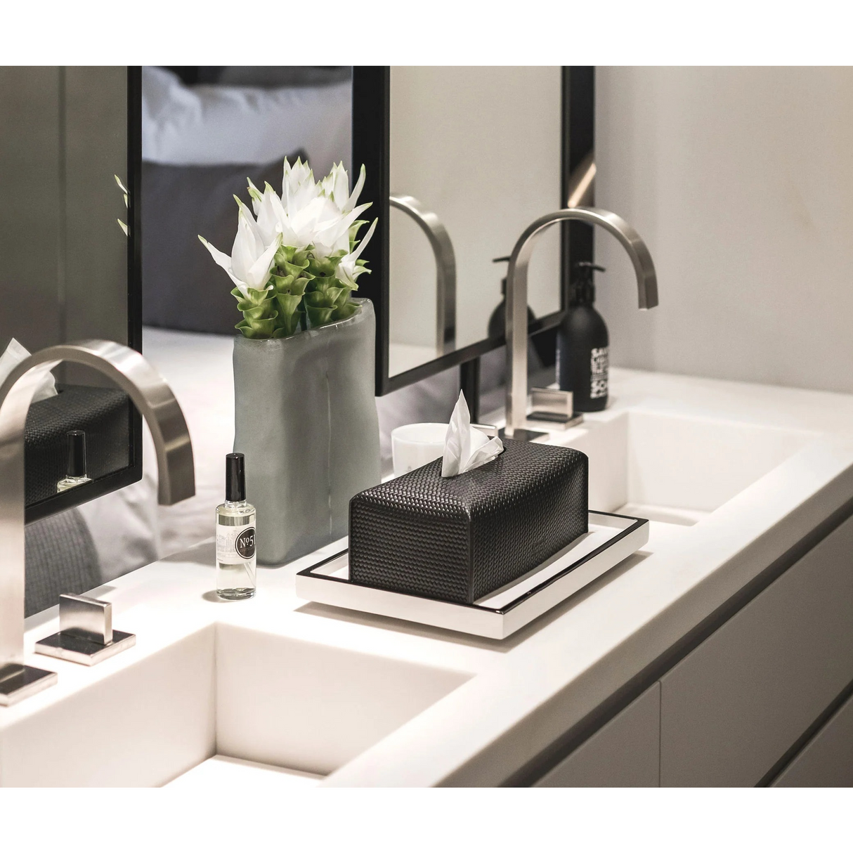 Soft Leather Rectangular Tissue Box | Pinetti | Italian Furniture