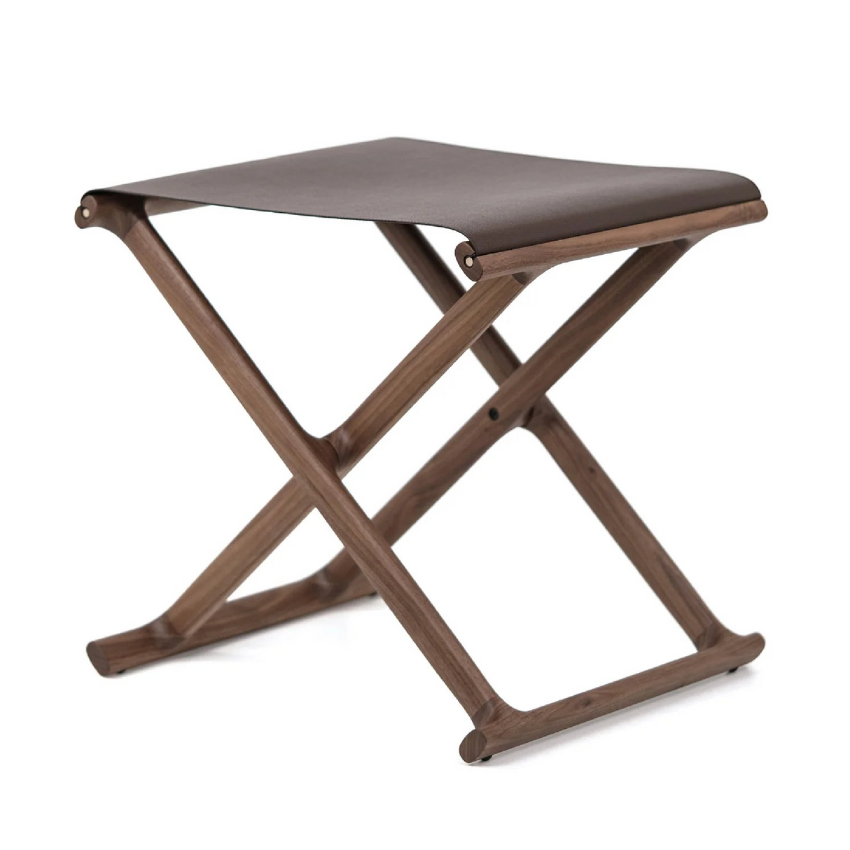 Outdoor Solid Walnut Folding Stool | Pinetti Chelsea | OROA.com