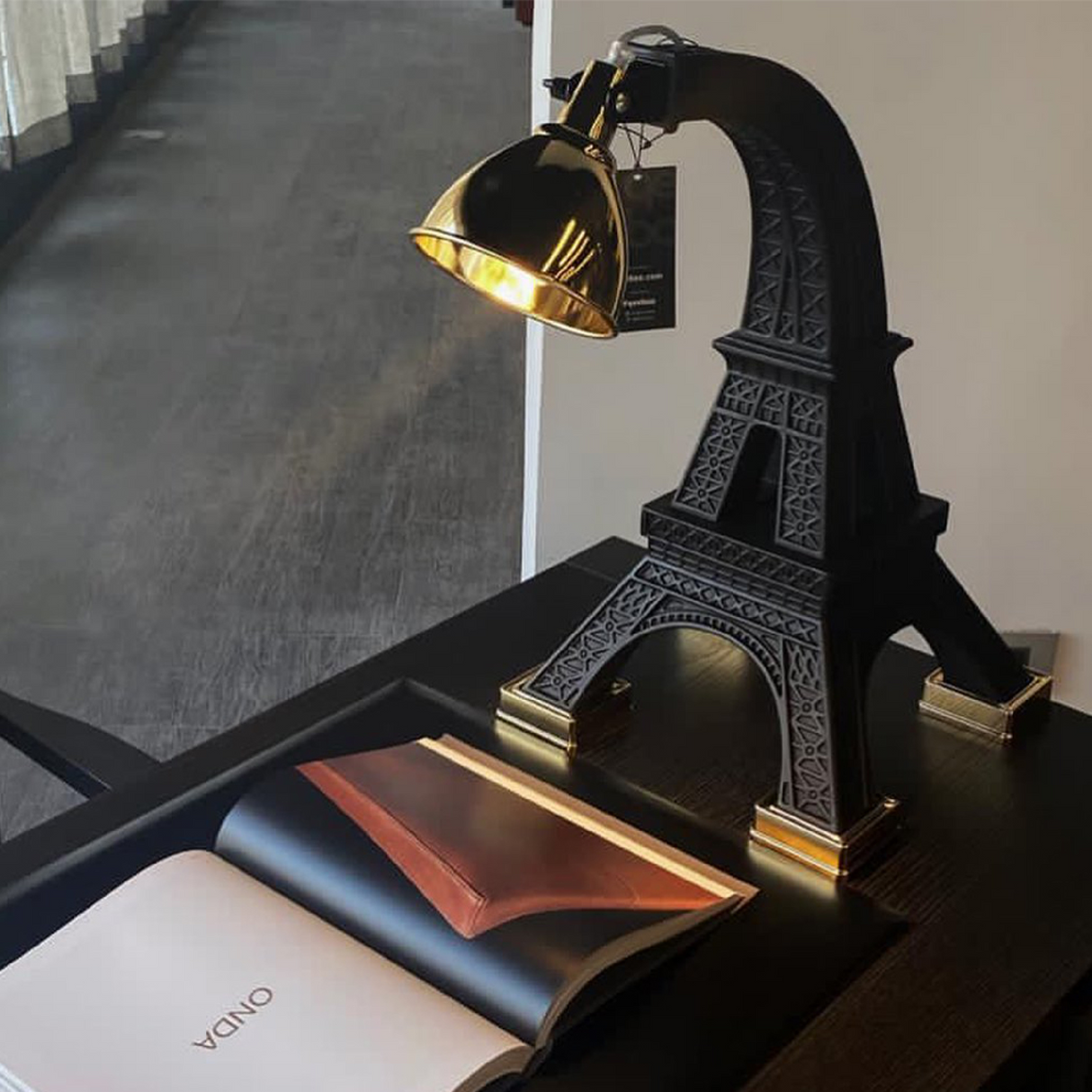 Eiffel Tower Table Lamp M | Qeeboo Paris | OROA.com