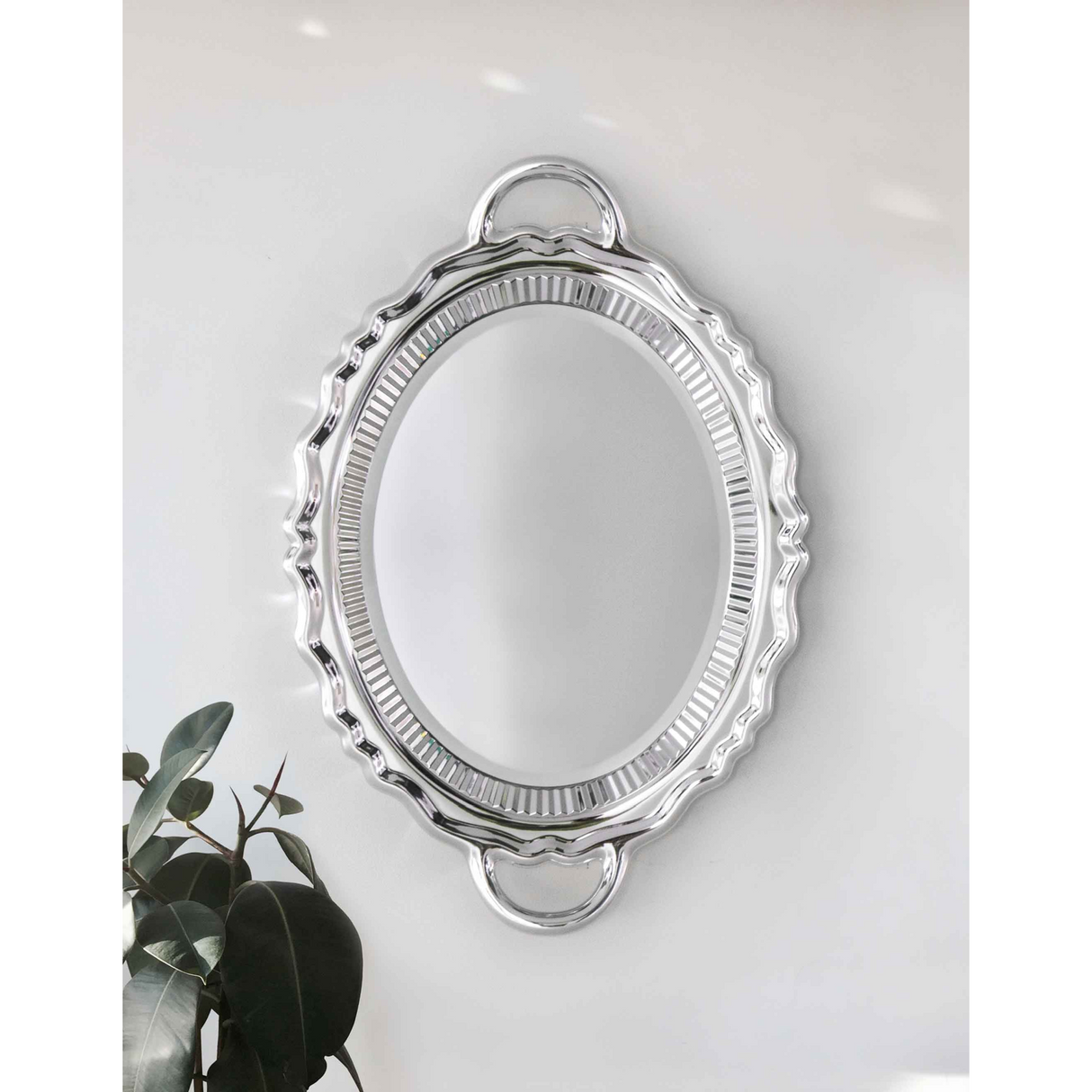 Metallic Tray Wall Mirror | Qeeboo Plateau Miroir | OROA.com