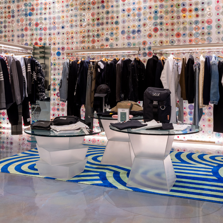 Curved Pattern Rug 10' x 6'7" | Qeeboo Stilema 6 | OROA.com