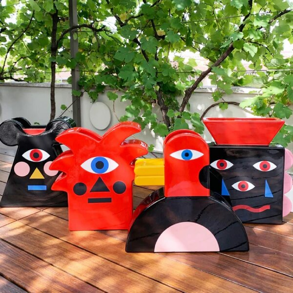 Figurative Face Ceramic Vase | Qeeboo Oggian Beautiful Face | OROA.com