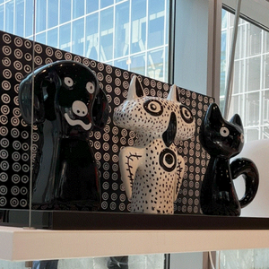 Animal Ceramic Vase | Qeeboo Kritters | OROA.com