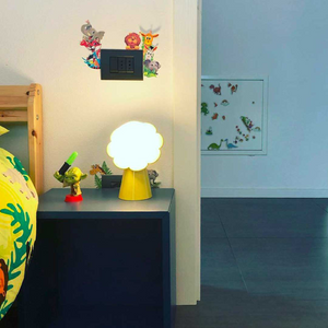 Floral Table Lamp | Qeeboo Daisy | OROA.com