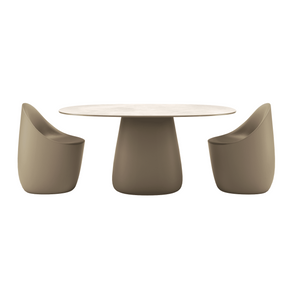 Oval Indoor/Outdoor Dining Table | Qeeboo Cobble | OROA.com