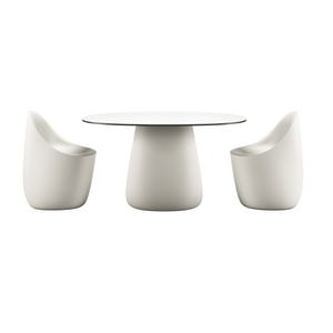 Oval Indoor/Outdoor Dining Table | Qeeboo Cobble | OROA.com