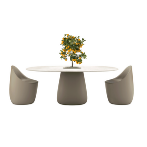 Indoor/Outdoor Bucket Dining Table | Qeeboo Cobble | OROA.com