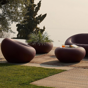 Round Outdoor Lounge Chair | Qeeboo Nami | OROA.com