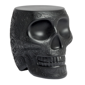 Skull-Shaped Stool Side Table | Qeeboo Mexico | OROA.com
