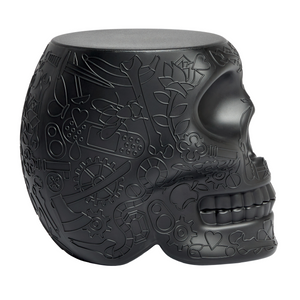 Skull-Shaped Stool Side Table | Qeeboo Mexico | OROA.com