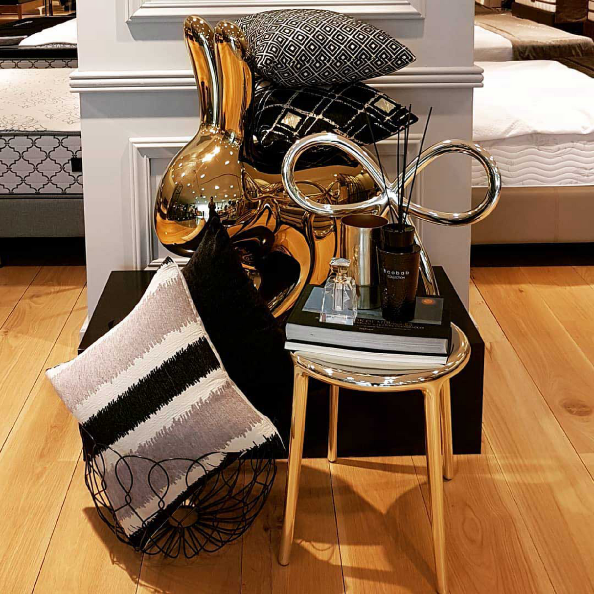 Modern Chic Dining Chair Set (2) | Qeeboo Ribbon | OROA.com