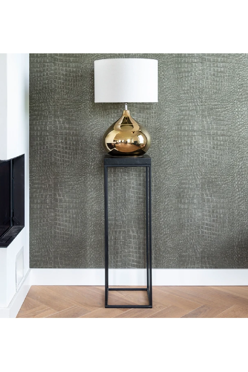 Industrial Style Column | Richmond Interiors Oakura | Oroa.com