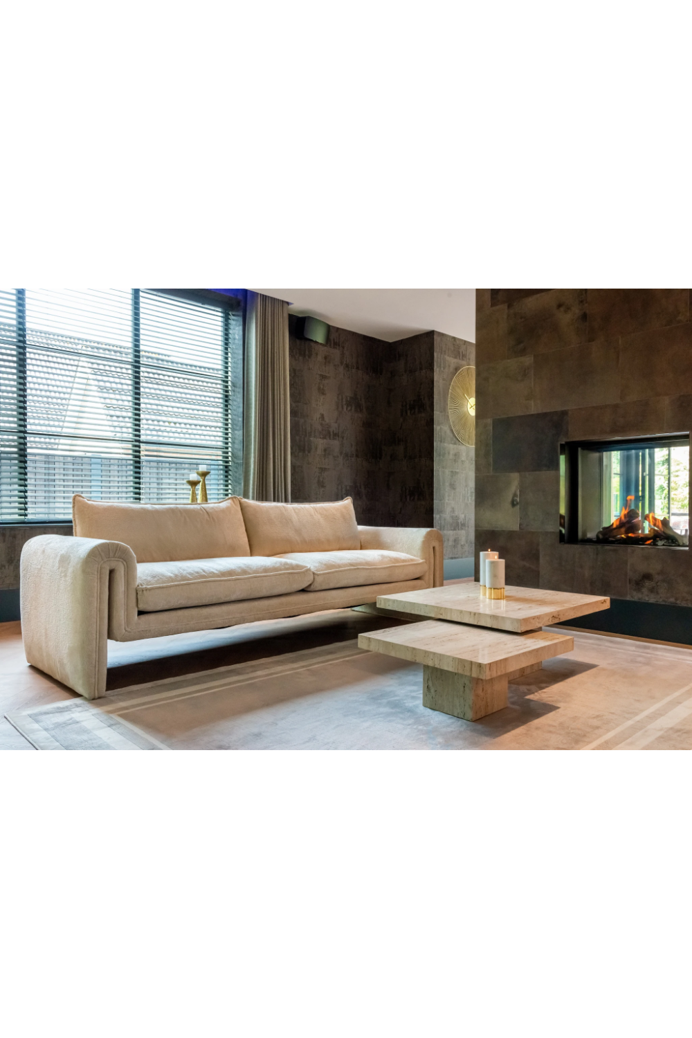 White Chenille Modern Sofa | OROA Sandro | Oroa.com