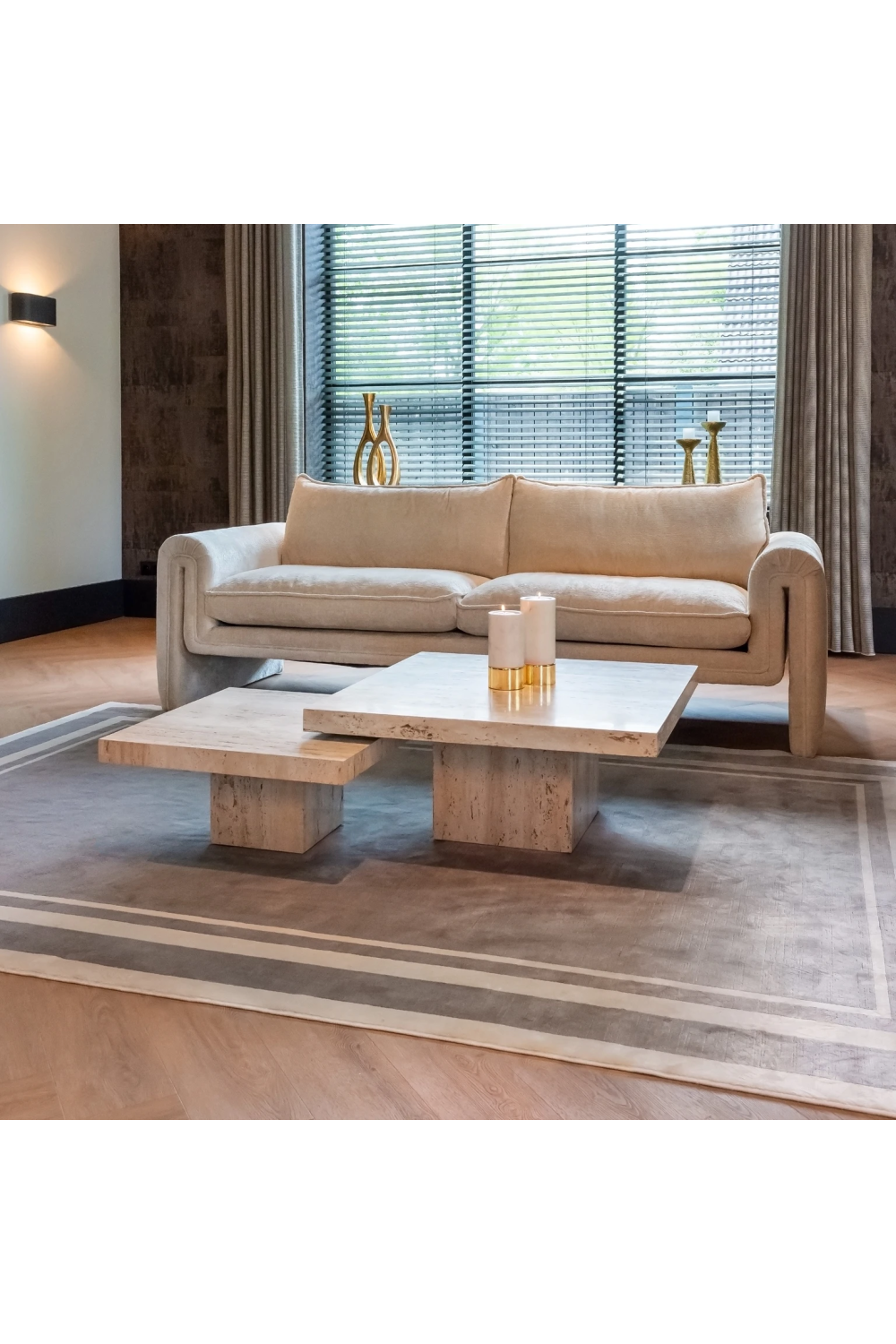 White Chenille Modern Sofa | Richmond Interiors Sandro | Oroa.com