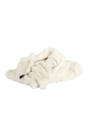 White Furry Blanket | Richmond Interiors Nassim | Oroa.com