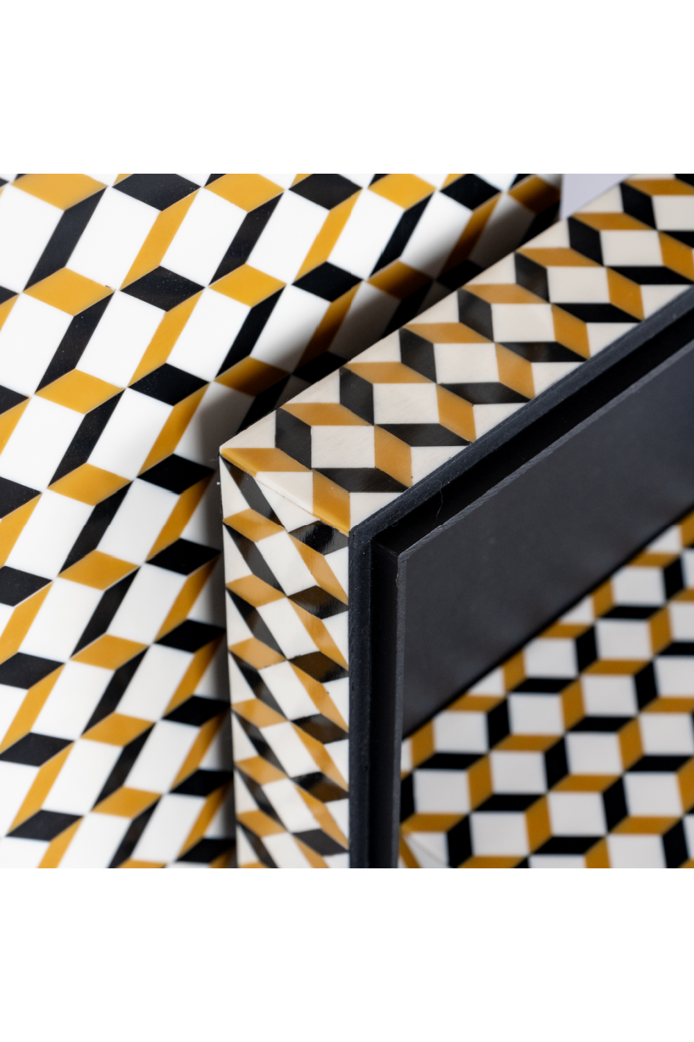 Zig-Zag Patterned Storage Boxes (2) | OROA Frences | Oroa.com