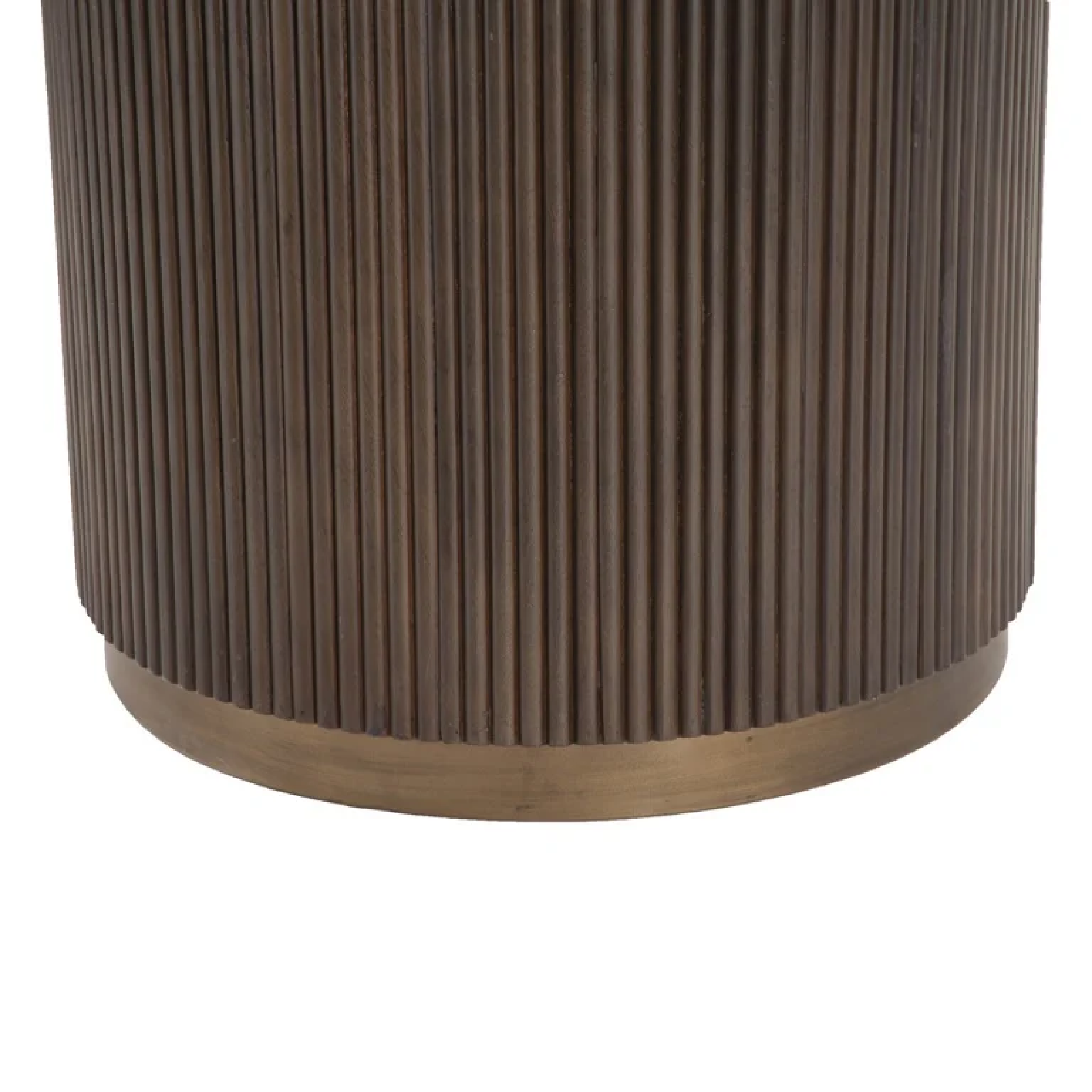 Ribbed Wood Round Dining Table | OROA Mayfield | Oroa.com