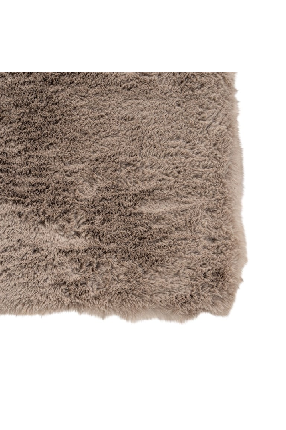 Taupe Fur Carpet 6'7" x 7'7" | Richmond Interiors Saifo | Oroa.com