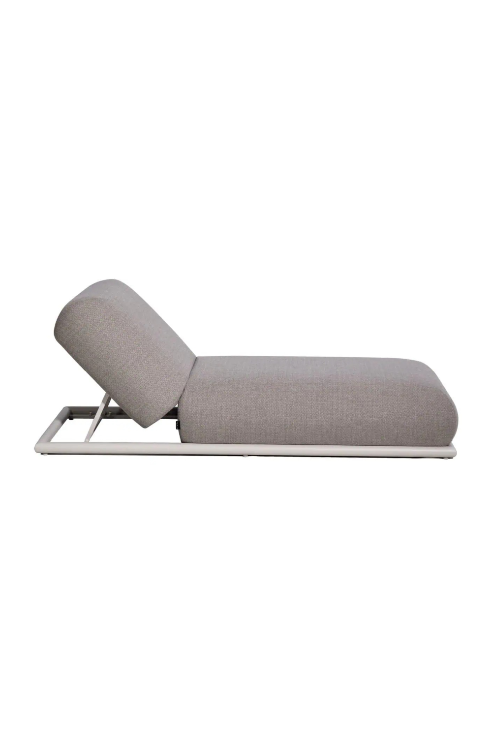 Gray Outdoor Daybed | Richmond Interiors Sullivan | Oroa.com