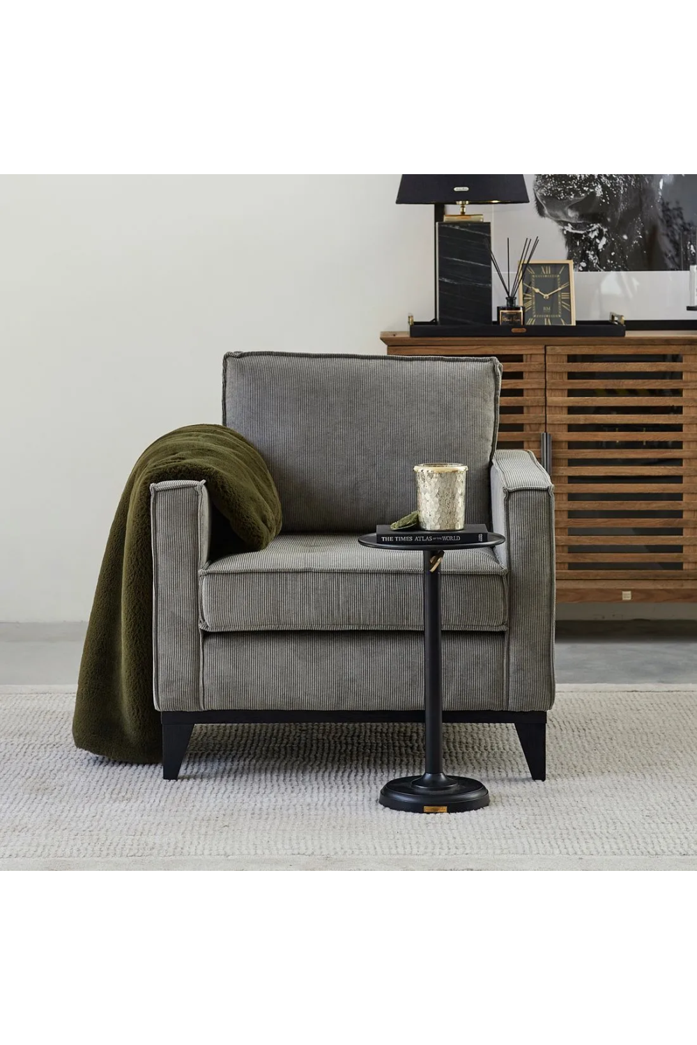 Black Aluminum Pedestal End Table | Rivièra Maison Venice | Oroa.com