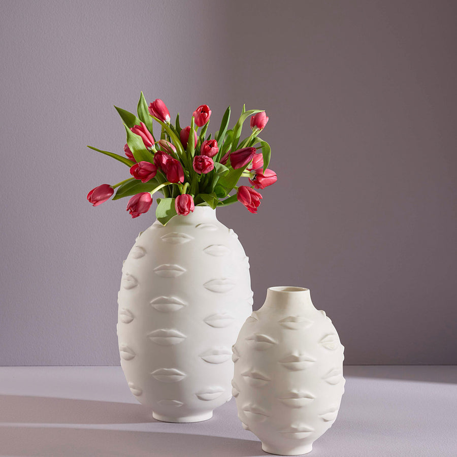 Lips Embossed Porcelain Vase | Jonathan Adler Gala | Oroa.com