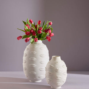Lips Embossed Porcelain Vase | Jonathan Adler Gala | Oroa.com