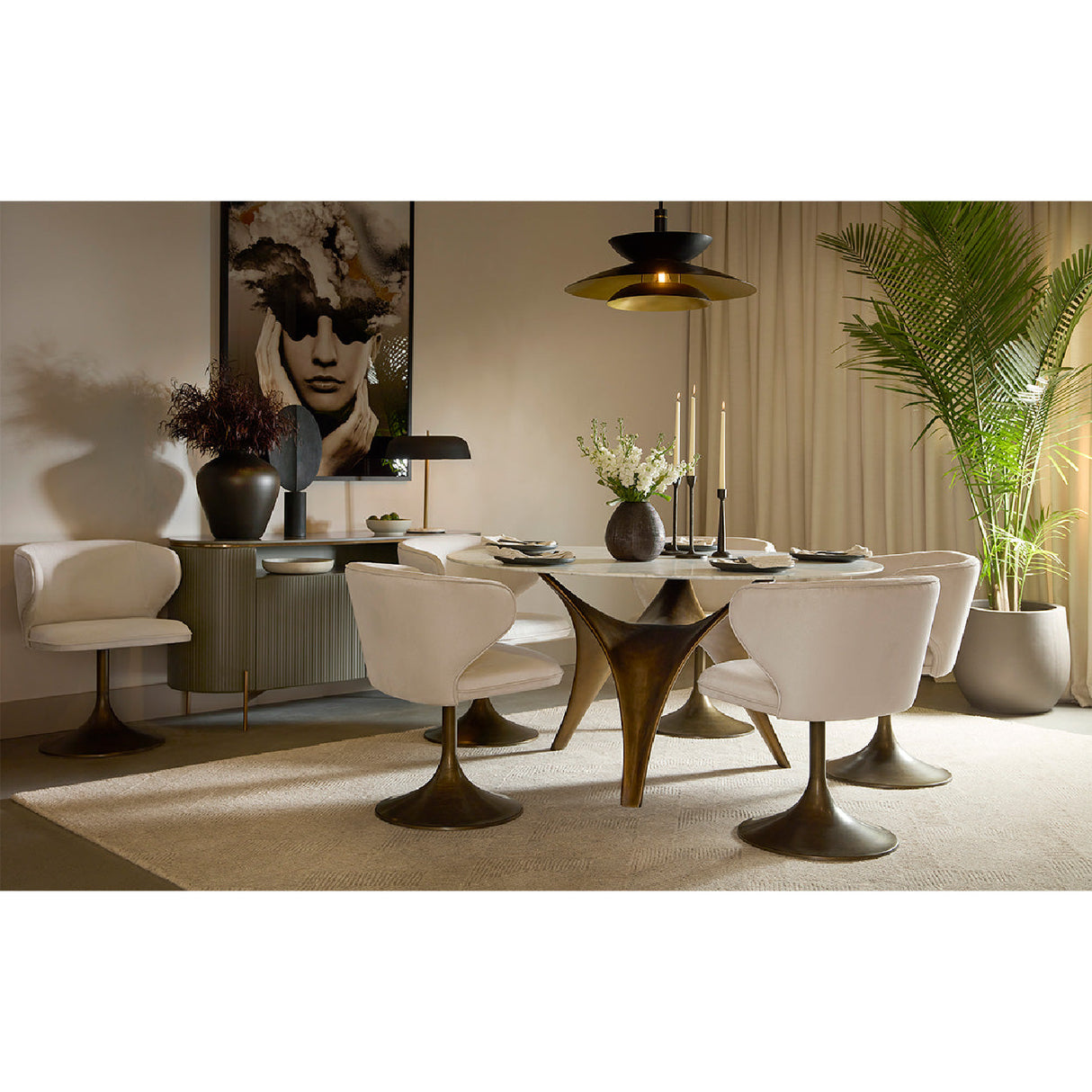   Pedestal Swivel Dining Chair | Oroa.com