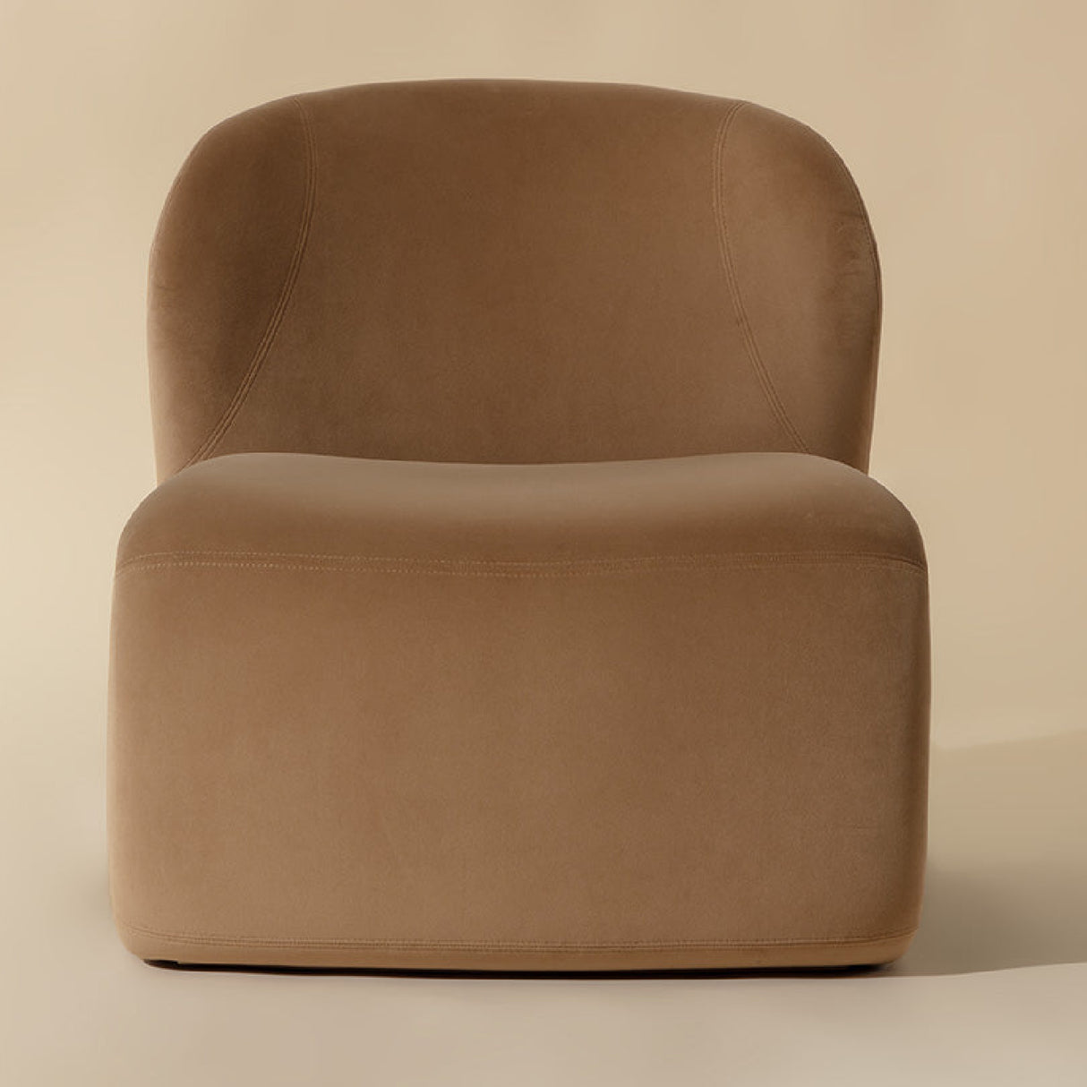  Contemporary Fabric Lounge Chair | Oroa.com