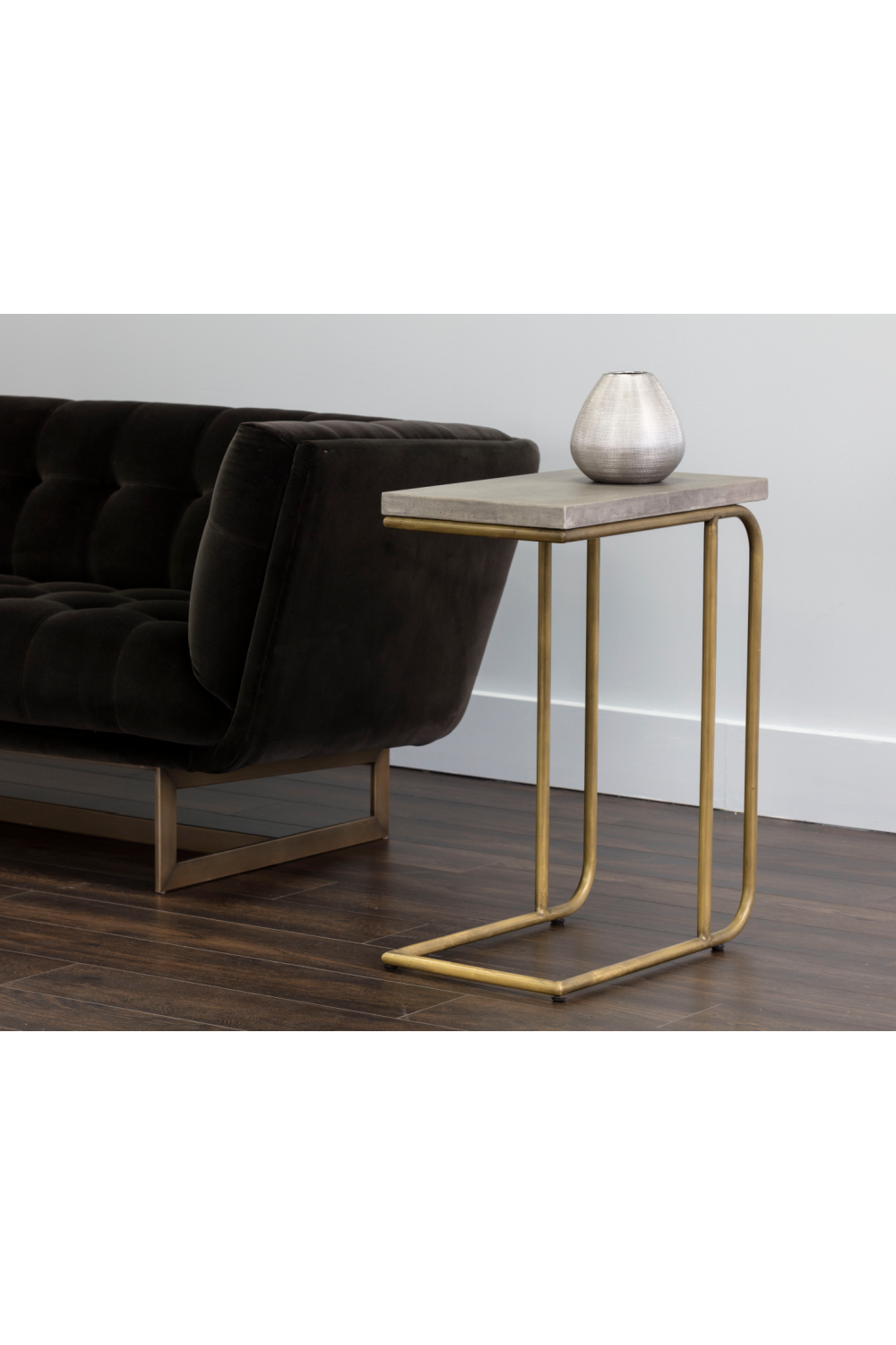 Gray Concrete C-Shaped End Table | Splendido Lucius