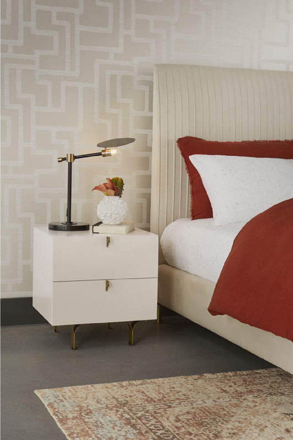 Modern European furniture - Black Disc Table Lamp - www.oroa.com