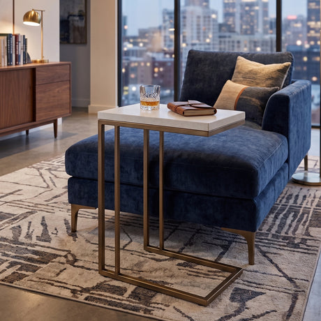   Minimalist Round Concrete Indoor/Outdoor End Table | Oroa.com
