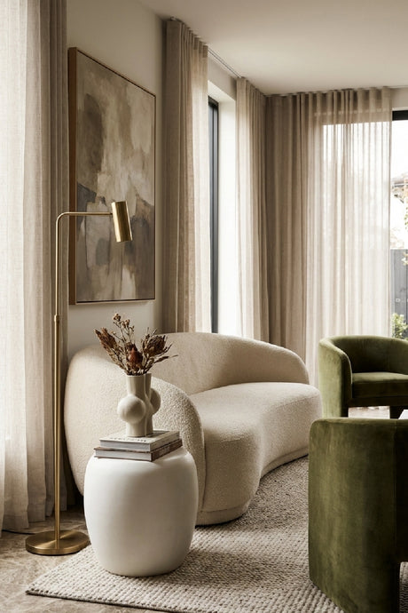 White Concrete Indoor/Outdoor End Table | Splendido Iolite | Oroa.com