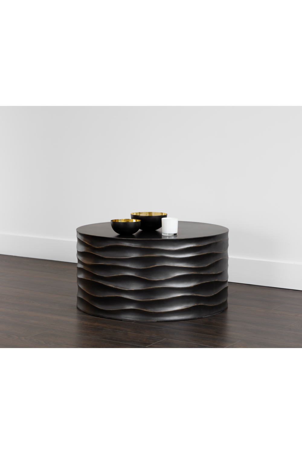 Hand-Sculpted Concrete Coffee Table | Splendido Corey | Oroa.com