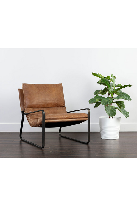 Scooped Leather Lounge Chair | Splendido Zancor