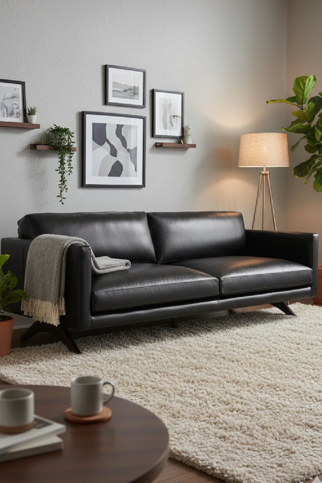 Retro-Inspired Leather Sofa | Splendido Rogers | Oroa.com