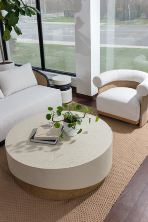 Cream Concrete Indoor/Outdoor Coffee Table | Splendido Patras | Oroa.com