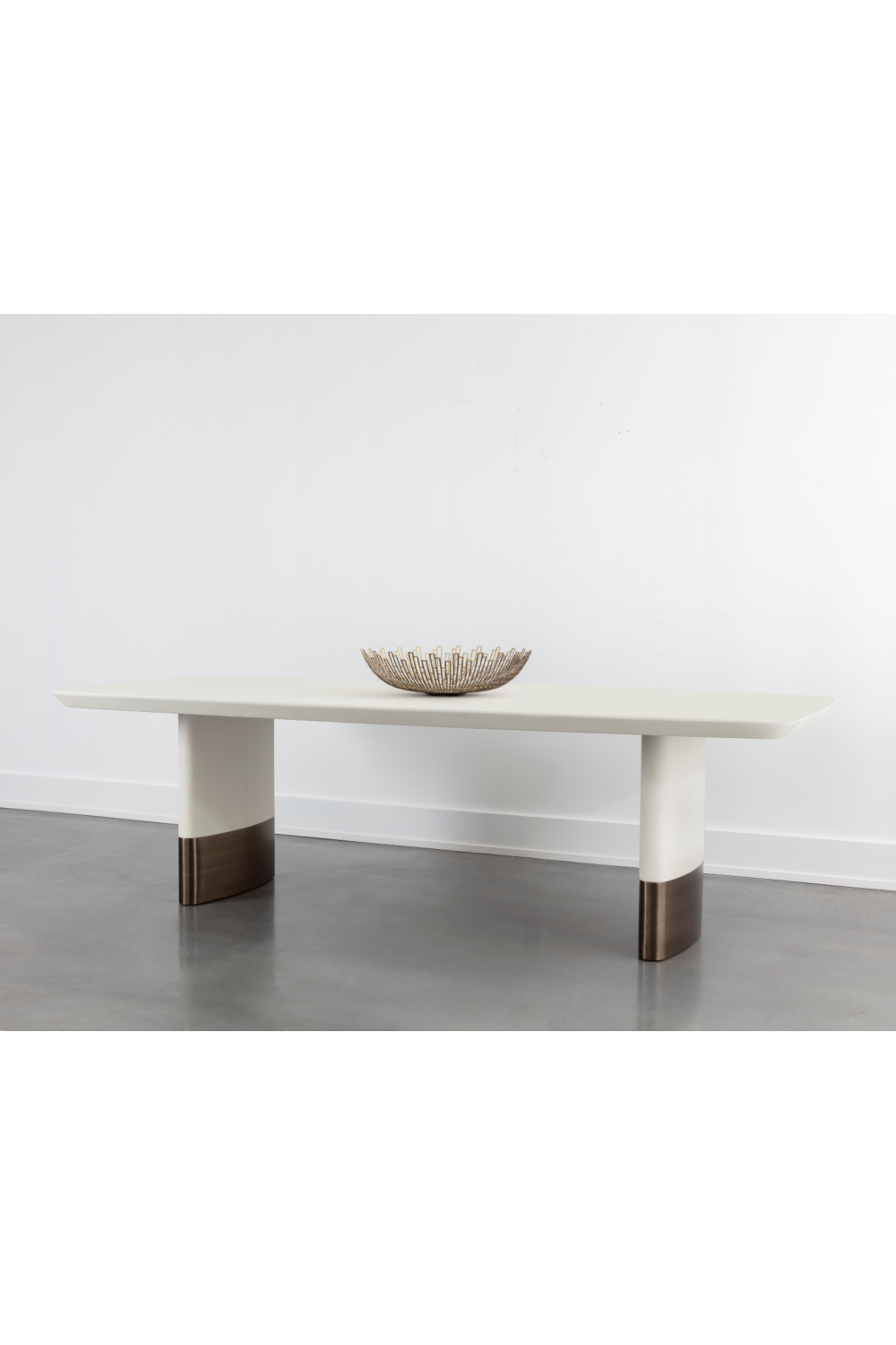 Cream Leather Look Dining Table | Splendido Calida | Oroa.com
