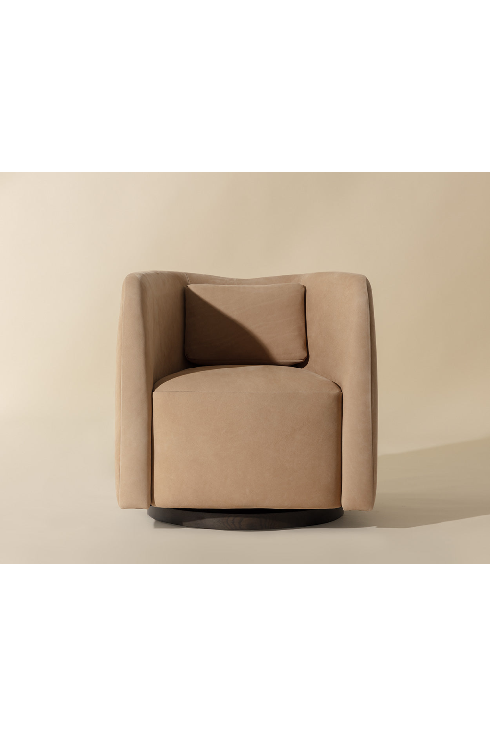 Nubuck Leather Swivel Lounge Chair | Splendido Emilie