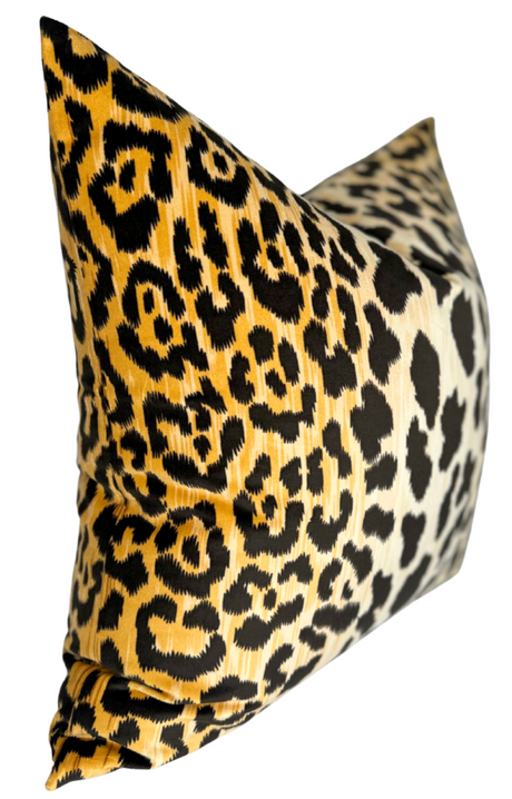 Luxury Leopard Velvet Pillow Cover | DEKOWE