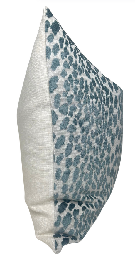 Spotted Velvet Pillow Cover | DEKOWE Marine