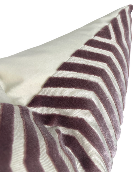 Lilac Velvet Decorative Pillow Cover | DEKOWE Schumacher