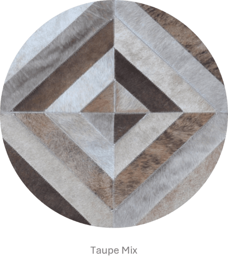 SQUARES – Black and White Patagonian Cowhide Rug
