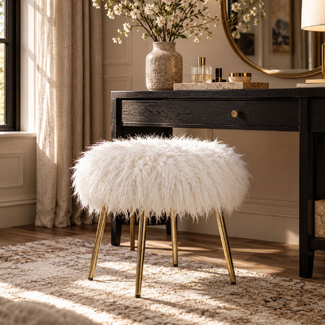 Ravni Faux Fur Accent Ottoman | OROA