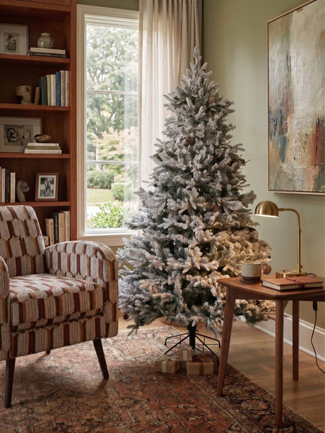 7FT Snow‑Flocked Christmas Tree | OROA