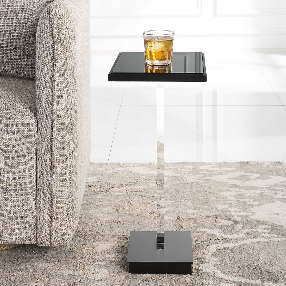 Modern European furniture - Black Mirror Accent Table - www.oroa.com