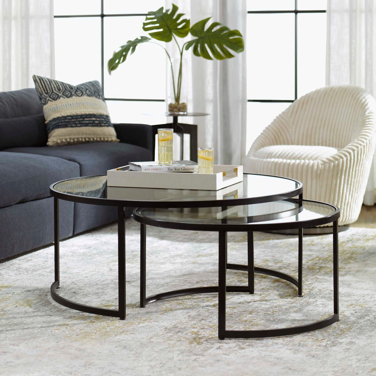 Modern European furniture - Black Round Nesting Coffee Tables (2) - www.oroa.com
