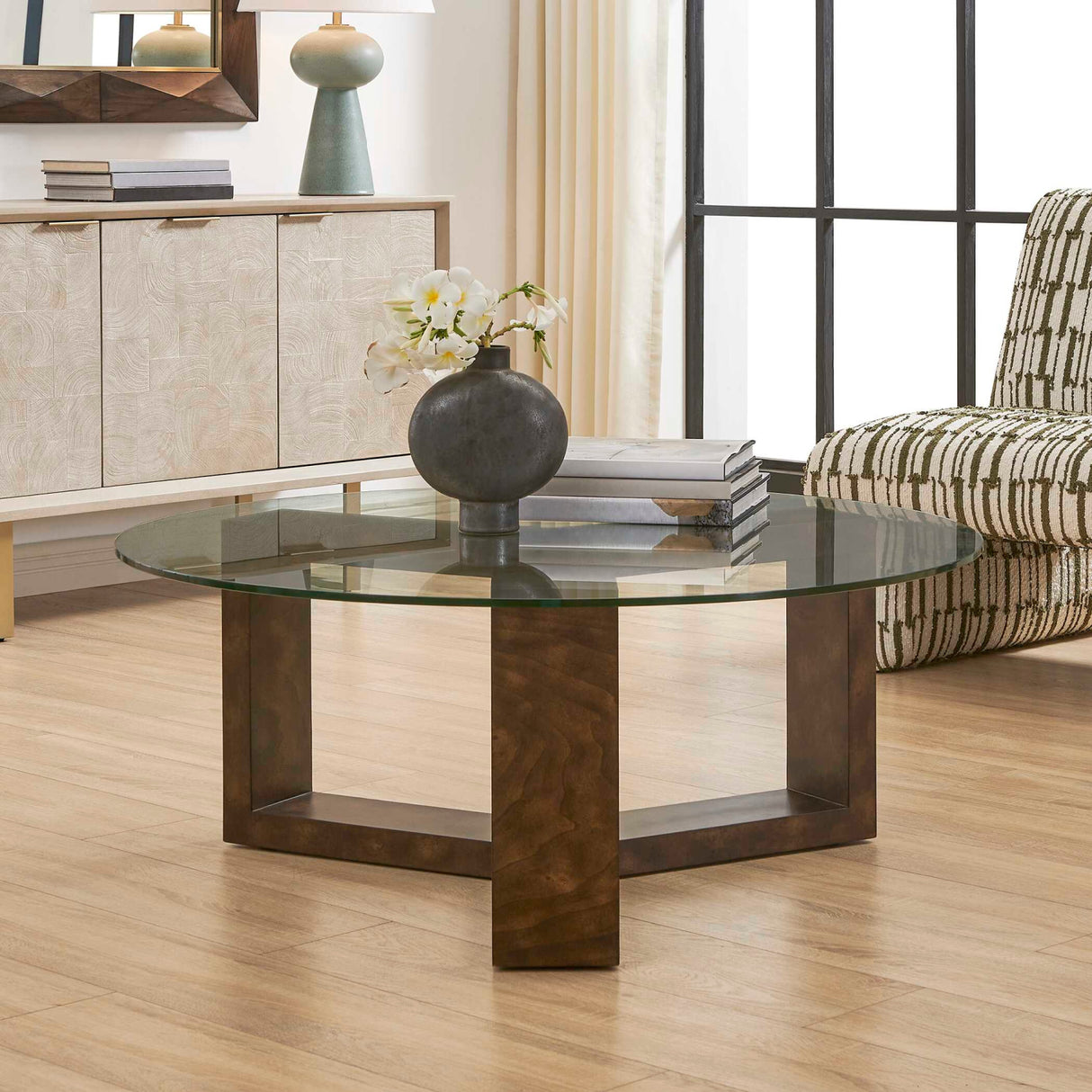 Modern European furniture - Round Tempered Glass Coffee Table - www.oroa.com